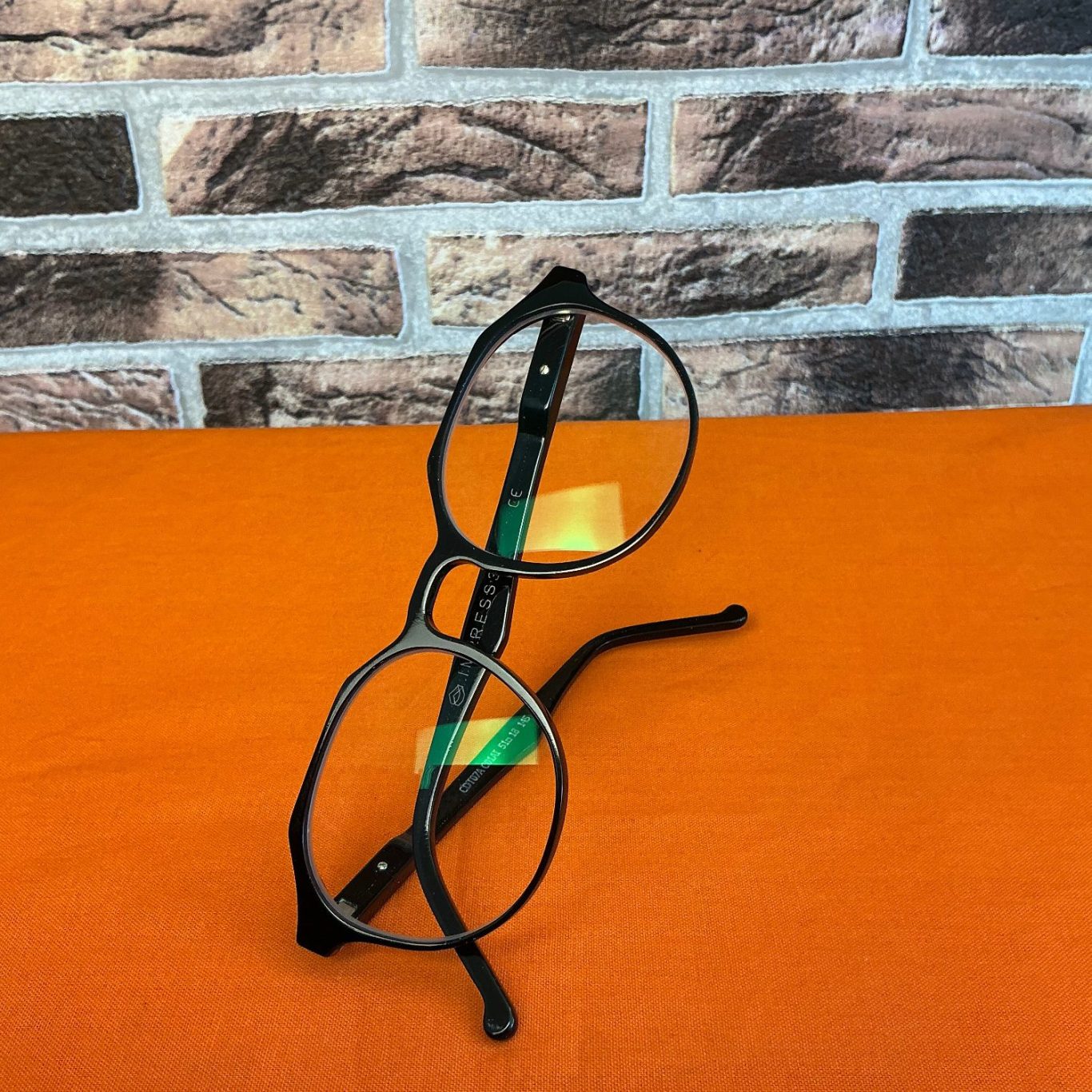 individuell gefertigte Fassungen aus Acetat im 3D Druck bei optic art eichinger